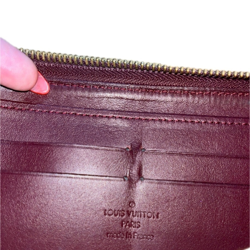 Louis Vuitton Monogram Vernis Zip Around Long Wallet, Purple - Picture 7 of 10